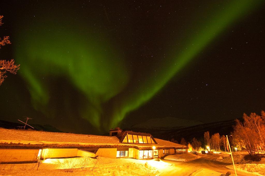 Готель Fjellkysten Tennevoll Екстер'єр фото